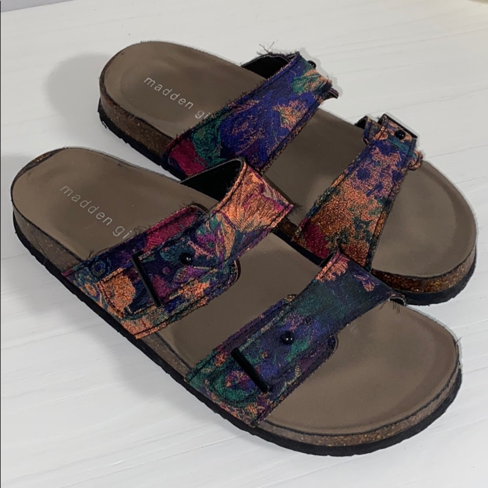 madden girl sandal